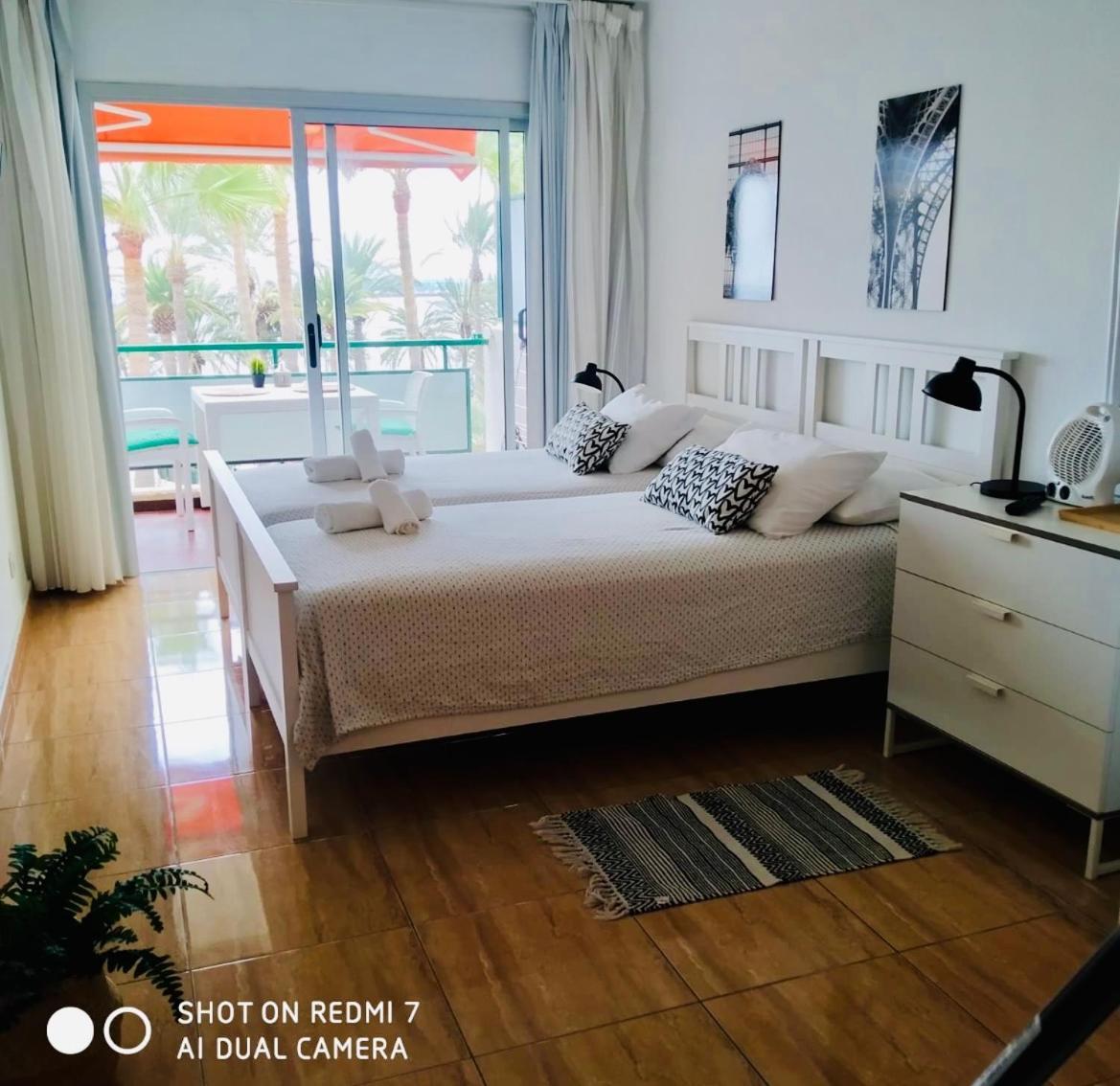 Comodoro Cristianos Beach Vivienda Vacacional Apartment Los Cristianos  Exterior photo